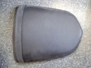 04 05 Suzuki GSX-R GSXR 600 2004 750 asiento trasero asiento de pasajeros #212 - Imagen 1 de 2