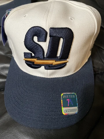 NFL Chargers Hat San Diego Reebok Football Fitted 7  1/4 on Field Ball Cap Cover
