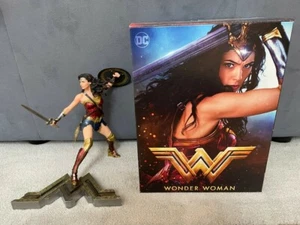 DC Collectibles Wonder Woman Film 11" Statue 2017 Amazon exklusiv SELTEN NEU - Bild 1 von 12