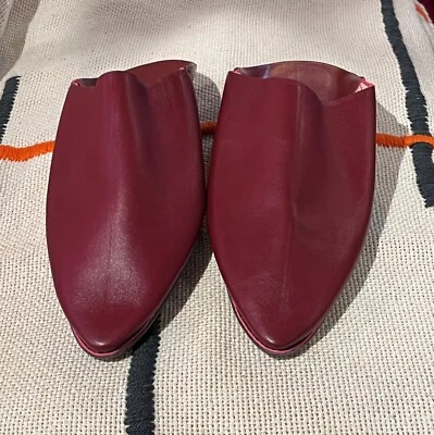 Moroccan red babouches slippers - Moroccan men red slippers shoes - Image 1 of 4