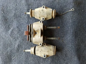 2012 Yamaha upper and lower mount - Bild 1 von 4