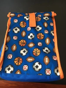 IGLOO ROLLTOP INSULATED LUNCH COOLER BAG LEAK RESISTANT QUIRKY & FUN SPORTS NEW - Picture 1 of 6