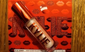 NWOB KYLIE JENNER HIGH GLOSS (HO HO HO!) GOLD GLITTER LIP GLOSS ๐ - Picture 1 of 1