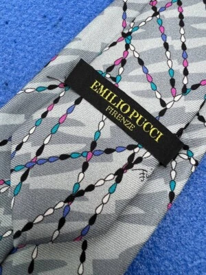 Autêntica gravata Emilio Pucci arte abstrata corrente de jade cinza 100% seda - Imagem 1 de 4