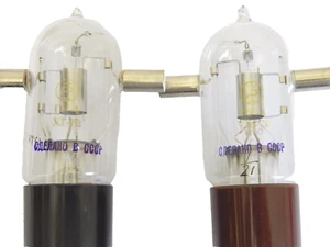 GU-4 (ГУ-4) Tubo Triodo Transmisión Militar ¡NUEVO EN CAJA Desde los años 70! Lote de 1 pieza - Imagen 1 de 4