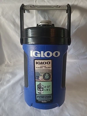 IGLOO LATITUDE PRO HOOK WATER JUG COOLER 1/2 GALLON 2 QUARTS New - Image 1 of 4