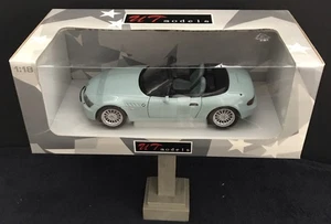 BMW Z3 COUPE 2.8~UT MODELS~VERY REAR IN FOAM GREEN COLOR)~NRF MINT/SEALED BOX - Picture 1 of 9
