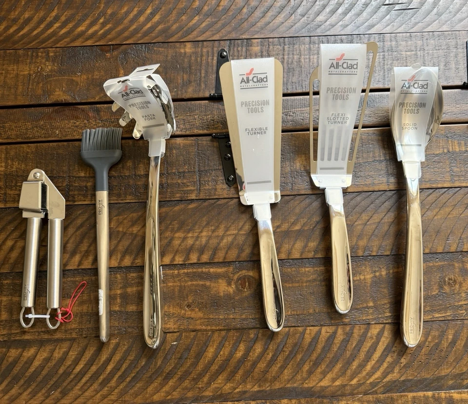 Herramientas de precisión todo revestido tenedor de pasta, 2 giradores flexibles, cuchara sólida, prensa de ajo Foto 1 de 4