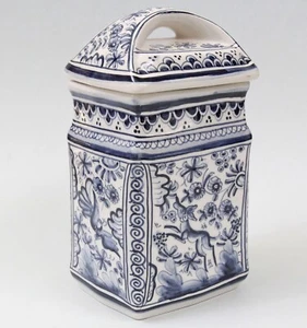 Real Ceramica Coimbra Portugal 7" Lidded Jar Canister Painted Blue & White - Picture 1 of 13