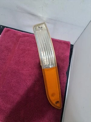 Daewoo Nubira Luz de estacionamiento de esquina derecha Señal de giro Marcador de parachoques Lámpara de estacionamiento OEM Foto 1 de 4