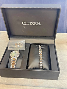 Citizen Lady's Eco-Drive Crystal Stainless Steel Watch in Good Condition
