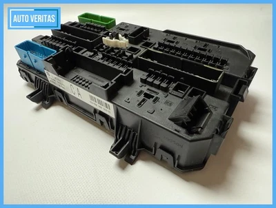 Original Opel Astra H Limo & Caravan 1.4 66 KW fuse box 13145014 - Image 1 of 4