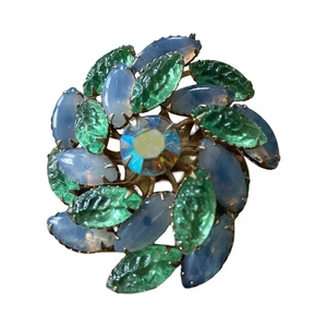 Broche vintage style julienne strass haut de gamme ton or - Photo 1/4