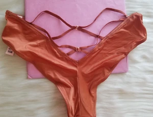 VICTORIA'S SECRET MUY SEXY TIRANTES ESPALDA PIERNA ALTA DESCARADA PANTY PAN DE JENGIBRE PEQUEÑO - Imagen 1 de 13