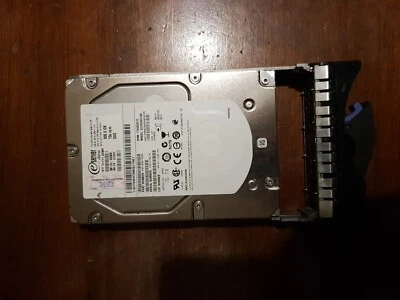 IBM HDD 300GB, 15000 RPM, SAS + caddy  - Immagine 1 di 3