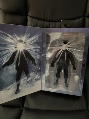 Neca The Thing Ultimate Movie Poster Figure SDCC 2022 Lenticular Box Cover - Image 1 of 4