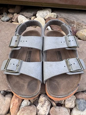 Birkenstock Sandalias Zapatos Niños Talla US 8-8.5 Euro 26 Beige Foto 1 de 4
