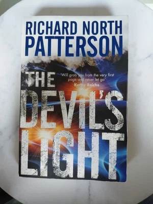 The Devil's Light de Richard North Patterson - Libro de bolsillo Foto 1 de 4