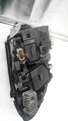 Conjunto de faros izquierdos usados se adapta a: Mercedes-benz Mercedes clase c 205 2017 tipo Foto 1 de 4