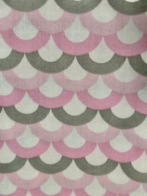 David Textiles Cotton Sewing Fabric Remnant White Gray Pink Scallop 35" x 44" w - Image 1 of 4
