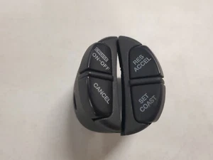 02 03 04 05 06 Hyundai Santa Fe Cruise Control Switch Set WHEEL MOUNT OEM  - Picture 1 of 5