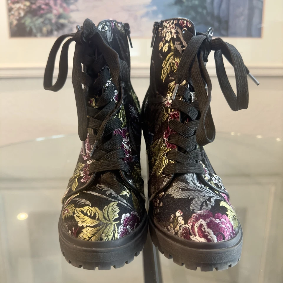Steven Madden Laurie Negro Rosa Verde Brocado Tela Floral Botín Alto Talla 7.5 Foto 1 de 4