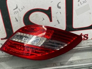 MERCEDES BENZ W251 CLASSE R 2010 FACELIFT FANALE POSTERIORE DESTRO A2518202064 - Foto 1 di 6