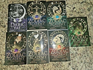Lot of 7 Zodiac Academy Books 1 3 5 6 7 8.5 Peckham Susanne Valenti; Live & Let - Imagen 1 de 2
