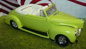1/24  -  1/25 model of 1940 Ford - Picture 1 of 3