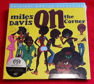 MILES DAVIS - On The Corner - Mobile Fidelity Hybrid SACD - Imagen 1 de 1