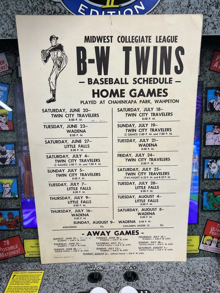 Tabla de programación de béisbol 1964 B-W Twins Minnesota Midwest Collegiate League 11x17 Foto 1 de 4