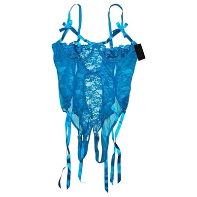 Frederick's of Hollywood Skye 开放杯泰迪瓷砖云尺寸 1X/2X — 第 1/4 张图片