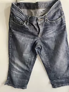Esprit denim 3/4 pants Jean Shorts. Stone Wash Blue. VGC size 10-12 Women’s. - Picture 1 of 10