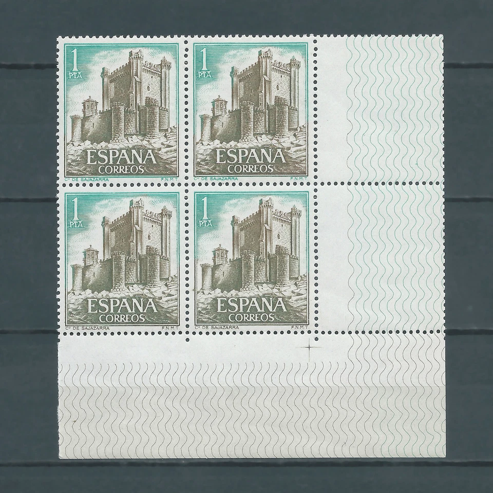 ESPAÑA 1972—CASTILLO DE SAJAZARRA 1747—MNH STAMPS 1720 ** TIMBRES NEUFS 2093 - Imagen 1 de 1