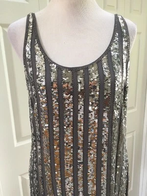 NUEVO CON ETIQUETAS I.N.C. Mini Vestido Plateado Lentejuelas Brillante Vestido de Fiesta Talla 8 Foto 1 de 4