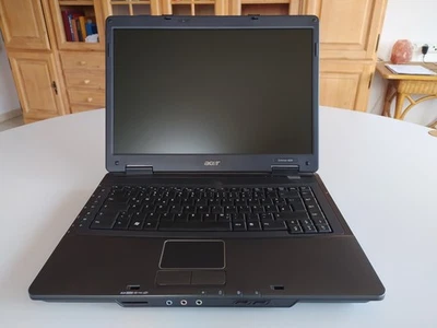 Acer Extensa 5630 con modem 56K e DVD - 15 pollici - Immagine 1 di 4