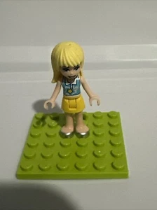 LEGO Friends Stephanie Yellow Skirt Minifigure frnd334 41375 - Picture 1 of 3