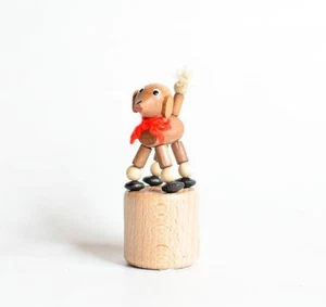 Holzspielzeug Wackelfigur Pudel braun Höhe=7,5cm NEU Spielzeug Wackeln Wackel - Picture 1 of 3