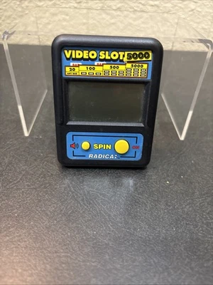 Radica Video Slot 5000 Juego Electrónico Portátil Usado Funciona Muy bien Foto 1 de 2