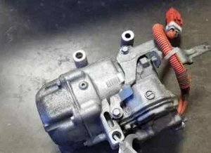 2012-2015 Toyota Prius A/C AC Compressor Assembly VIN DU DP OEM - Picture 1 of 1