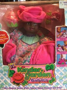 RARE NIB Kinder-Garden Babies Roni Rose AFRICAN AMERICAN Carrier Bag/Hat& Bottle - Picture 1 of 11