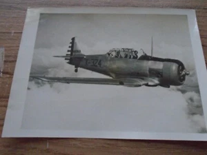 Mo Chung Yung Chinese Air Force 中国空军 PILOT HARVARD PROPAGANDA PHOTO 中国 - Picture 1 of 5