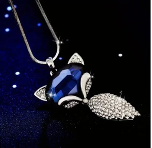 SPARKLING CRYSTAL CAT PENDANT  LONG CHAIN PERFECT GIFT FOR ALL CAT LOVERS - Picture 1 of 5