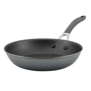 NEW Circulon ScratchDefense Nonstick Induction Skillet 30.4cm 818370 - RRP $199 - Picture 1 of 7