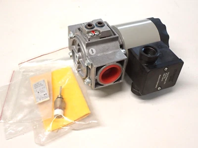 GKS05-3MVAK-071C42 LENZE MOTOR CAJA DE CAMBIOS NUEVO Foto 1 de 4