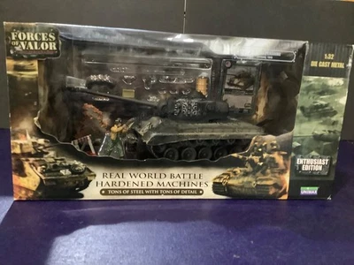 Rare Forces of Valor US M26 Pershing Tank 80016  1:32 scale Enthusiast Edition - Image 1 of 4