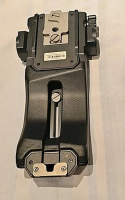 Soporte de hombro Blackmagic Design para URSA Mini - Montaje de hombro solo envío en F Foto 1 de 4