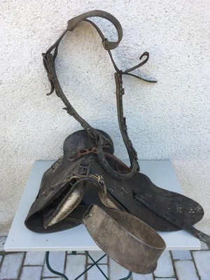 Ancienne selle de cheval avec licol et mord / Modèle 1874? / WW1 / Collection - Photo 1/4