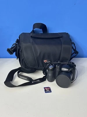 Fujifilm FinePix S2500HD 12MP with 18x Optical Dual Case SD New Open Box - Image 1 of 4