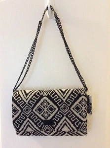 NEW* Billabong Clutch PURSE HANDBAG Black & White Print W/Tag - Picture 1 of 4